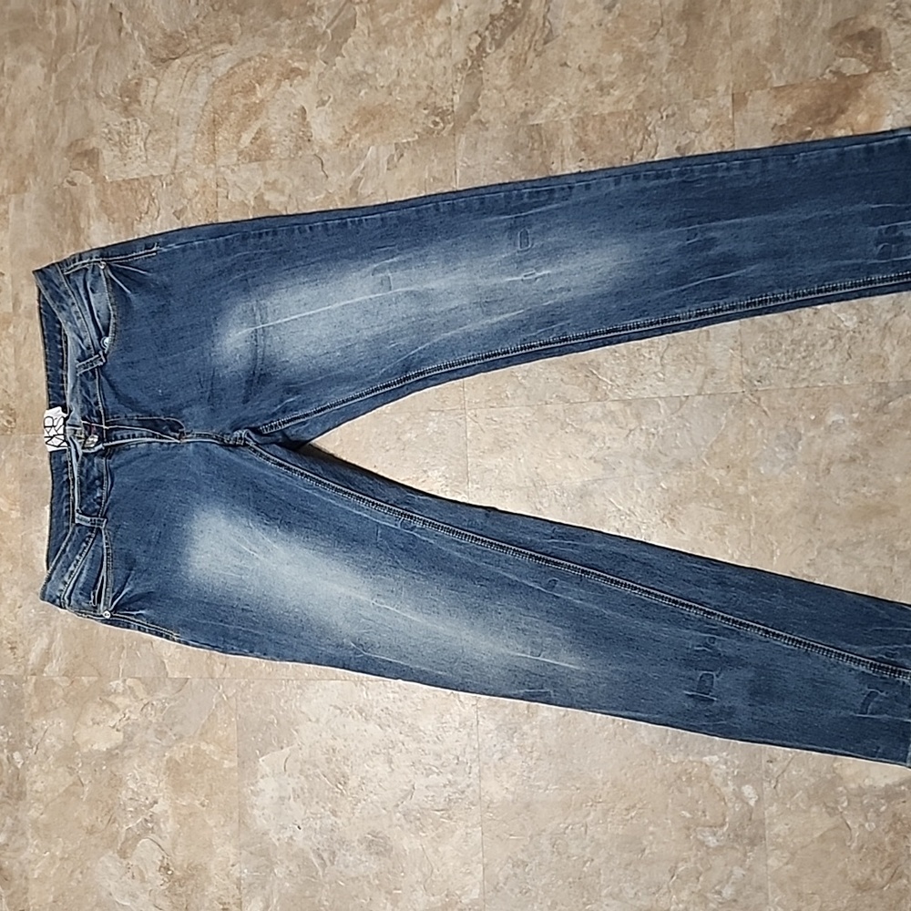 Akademiks jeans